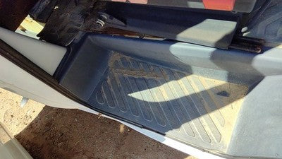 06 Dodge Sprinter Van 3500 Passenger Right Front Lower Sill Step Kick Trim Panel