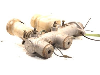 1970-1971 Nissan Datsun 240Z Brake Master Cylinder Oem Original With Reservoirs
