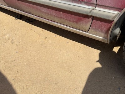 1988 Olds 88 Passenger Right Lower Rocker Panel Moulding Side Skirt Oem