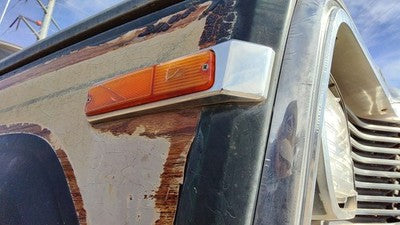 84-91 Grand Wagoneer Passenger Right Front Turn Signal Light Lamp Fender Mounted