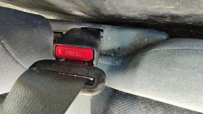 2004-2012 Mitsubishi Galant Passenger Right Front Seat Belt Buckle Receiver Gray
