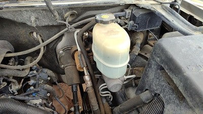 99-01 Chevy Silverado 2500 Power Brake Booster With Master Cylinder Pair Set Oem