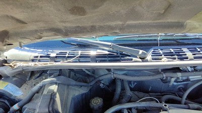 2000 Olds Bravada Windshield Wiper Cowl Vent Trim Panel Oem Cover