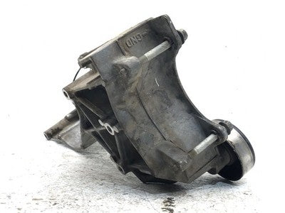 2003 Chevy Suburban Power Steering Mount Bracket OEM AC with Bolts 5.3L 12554030