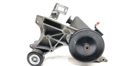 2006 Chevy Silverado 1500 Complete Power Steering Pump With Mount Bracket 5.3l
