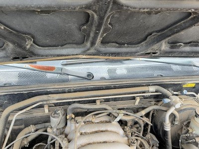 1998 Isuzu Rodeo Windshield Wiper Cowl Vent Trim Panel Oem Cover