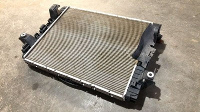 2016 Dodge Ram 4500 Radiator With Fan Shroud Oem Cummins 6.7L At 4X4