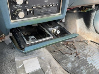 1986-1988 Olds 88 Ash Tray Assembly Oem Slide Out Dash Blue 25532007
