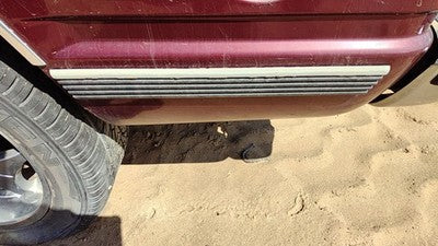 1999 Gmc Yukon Driver Left Rear Moulding On Quarter Panel Oem