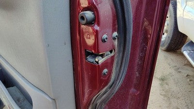 1997-2002 Ford Expedition Passenger Right Front Door Latch With Rods/Cables Oem