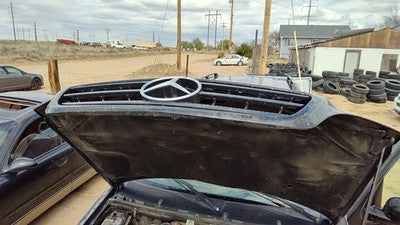 1998-2005 Mercedes Ml320 Front Grille Assembly Oem 1638800185