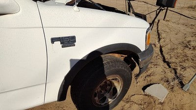 1997-2004 Ford F150 Passenger Right Front Fender Oem White Yz F85z16005ca