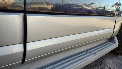 2007-2017 Ford Expedition Passenger Right Front Moulding From Door Trim Strip
