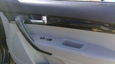 2011 Kia Sorento Passenger Right Front Inside Door Trim Panel Only Oem Black Eb