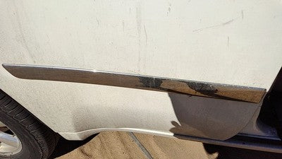 2006-2009 Gmc Envoy Passenger Right Rear Moulding From Door Oem Back Trim Strip
