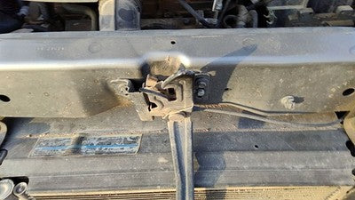 2006-2011 Chevy Hhr Hood Latch Assembly With Bracket Oem 15827364