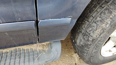 2002-2005 Ford Explorer Passenger Right Moulding From Fender Trim Strip Blue Ld