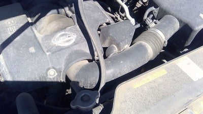 2006 Nissan Titan Air Intake Tube Resonator Pipe Elbow Rubber Hose Snorkel 5.6L