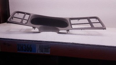 2000 Chevy Silverado 2500 Dash Speedometer Trim Bezel Surround Panel Oem