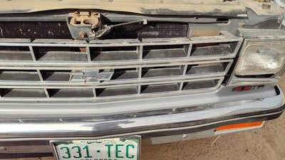 1982-1990 Chevy S10 Pickup Front Grille Assembly Oem 14067219
