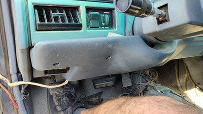 1985-96 Olds Cutlass Ciera Lower Dash Under Column Knee Bolster Trim Panel Blue