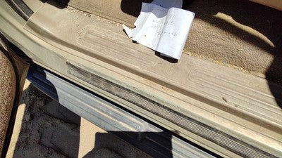 1998 Lincoln Navigator Driver Left Lower Kick Trim Panel Oem Tan Kx