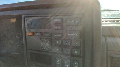 1992-1994 Chevy Suburban Stock Radio Oem Factory Stereo 12341718