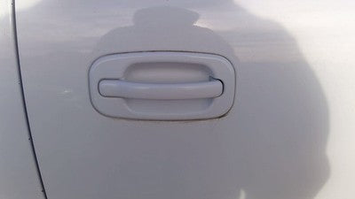 2000-2006 Chevy Suburban Passenger Right Rear Outside Door Handle Back White 50U