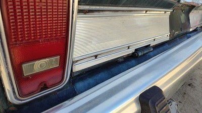 1984 Jeep Grand Wagoneer Rear Tail Gate Trim Finish Panel Oem