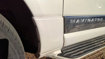 07-17 Navigator Driver Left Moulding From Fender Trim Strip Pv White Chocolate