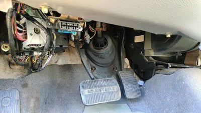 2000 Ford Taurus Gas And Brake Pedal Assembly Automatic Transmission