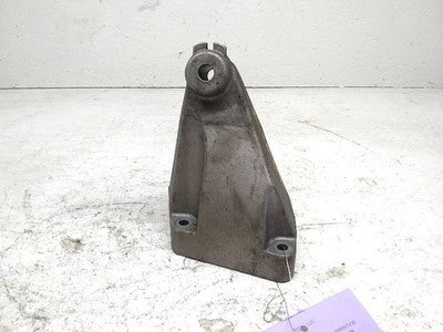 2008 Dodge Sprinter Van 3500 Passenger Right Motor Mount Bracket 3.0L Oem