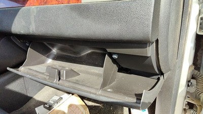 07-14 Chevy Tahoe Glove Box Assembly Complete Door With Latch Oem Black 25895930