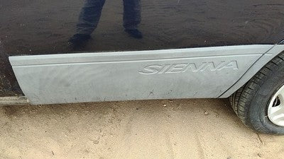 2001 Toyota Sienna Driver Left Rear Moulding From Door Oem Back Trim Strip