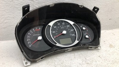 2005-2006 Hyundai Tucson Speedometer Cluster Instrument Gauges Panel Dash 2.7L