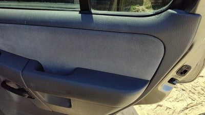 05 Explorer Passenger Right Rear Inside Door Trim Panel Wh Switches Back Gray Tt