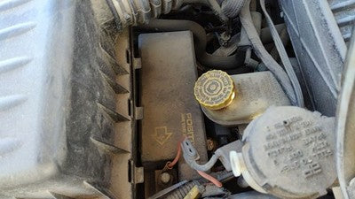 2001-2002 Chrysler Pt Cruiser Engine Fuse Box Power Distribution Panel Oem 2.4L