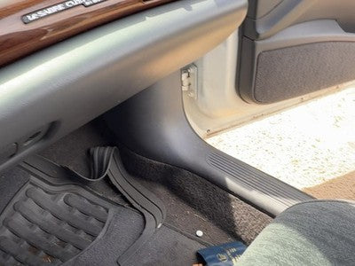 2005 Buick Lesabre Passenger Right Lower Kick Trim Panel Oem Gray 93C