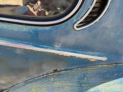1971 Vw Super Beetle Driver Left Rear Moulding On Quarter Panel Oem