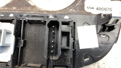 2000-2001 Mercedes Benz Ml320 Trim Bezel Around Radio Surround Dash Panel Oem
