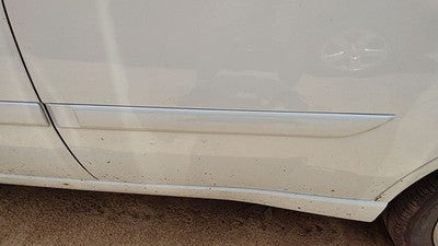 00-07 Station Wagon Driver Left Rear Moulding From Door Back Trim Strip White Yz