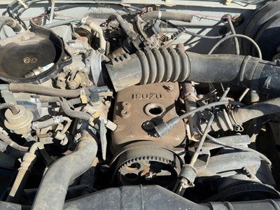 1991 Isuzu Pup Valve Cover Oem 2.6L