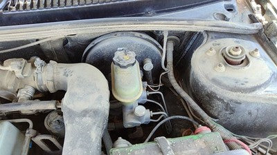 91-99 Saturn Sl1 Power Brake Booster With Master Cylinder Pair Set Oem 21010525