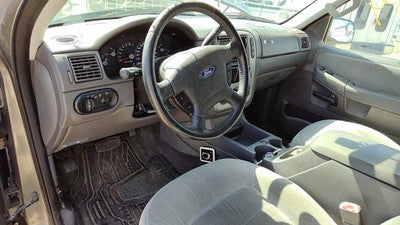 2002-05 Ford Explorer Driver Left Front Spindle Steering Knuckle With Wheel Hub