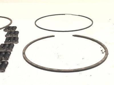01 Silverado Set Of Clutch Disks And Steel Rings 6.6L Allison 1000 5Spd C3 C4 C5
