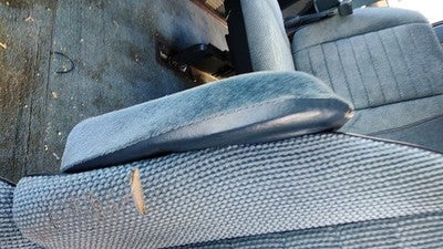 1985-1995 Gmc Safari Driver Left Front Inner Arm Rest Side Seat Oem 15591931