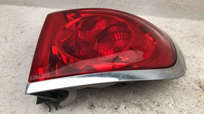 2008-2012 Buick Enclave Passenger Right Tail Light Brake Lamp Oem Rear 25954942