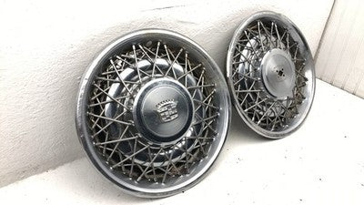1980-1984 Deville Sedan Hub Cap Wheel Cover Oem