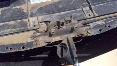 1980-1985 Olds 88 Hood Latch Assembly With Bracket Oem 10089625