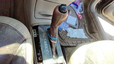 03-04 Regal Floor Shifter Lever Automatic Transmission Tan 525